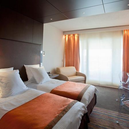 Hotel & Spa Vatel Нім Екстер'єр фото